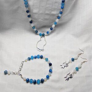 No 1155 Handmade jewelry set:  necklace, bracelet and earrings with cats
